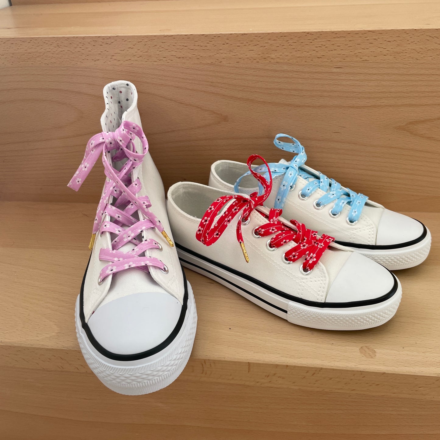 Lacets fun pour mettre de la couleurs sur vos baskets - Lacets "MAMA"